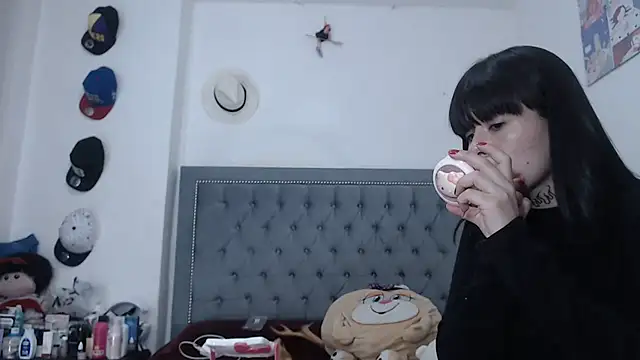 dulce maria x online show from September 2025 10:42:01 AM