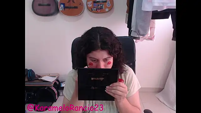 Smoke trip Alicia online show from March 2025 01:07:01 PM