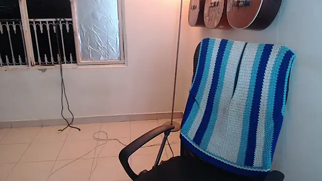 Smoke trip Alicia online show from November 2025 03:17:01 AM