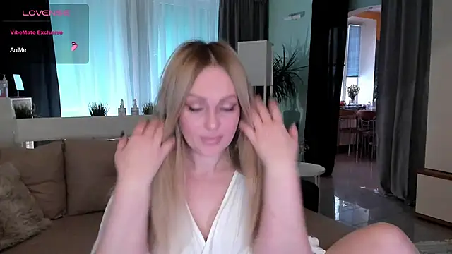 Libby Nora online show from December 2024 10:45:02 AM