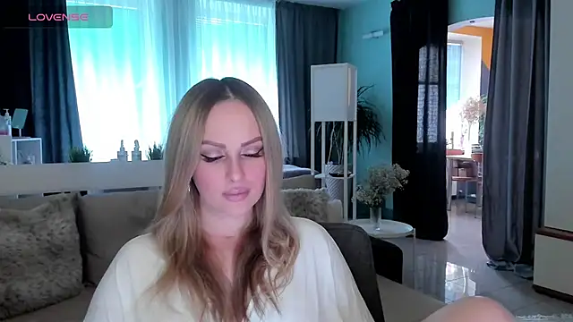 Libby Nora online show from February 2025 09:58:02 AM