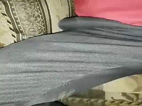 Snapshot of robertocastillo-2017 chatting on January 2025 07:47:02 AM robertocastillo-2017 online show from January 2025 07:47:02 AM