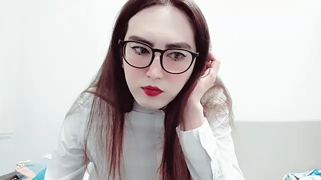 Snapshot of MinniMaksy chatting on December 2024 10:00:01 PM MinniMaksy online show from December 2024 10:00:01 PM