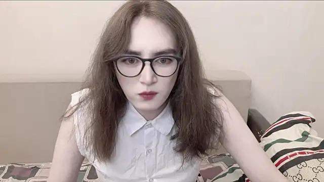 MinniMaksy online show from July 2026 01:18:01 AM