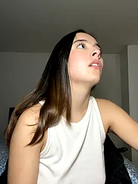 swrennn19 online show from September 2025 04:07:02 PM