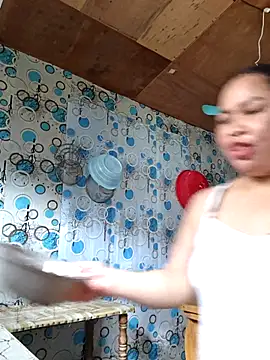 XXLorie 02 online show from February 2026 01:32:02 AM