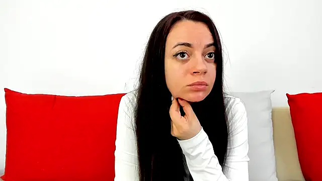 Snapshot of cute_angel95 chatting on March 2025 06:31:01 AM cute angel95 online show from March 2025 06:31:01 AM