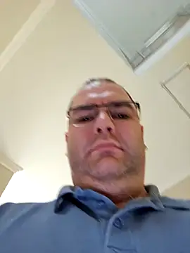 Snapshot of Andrew1900529 chatting on March 2025 10:02:01 AM Andrew1900529 online show from March 2025 10:02:01 AM