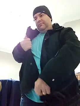 Snapshot of Andrew1900529 chatting on December 2025 05:39:02 AM Andrew1900529 online show from December 2025 05:39:02 AM