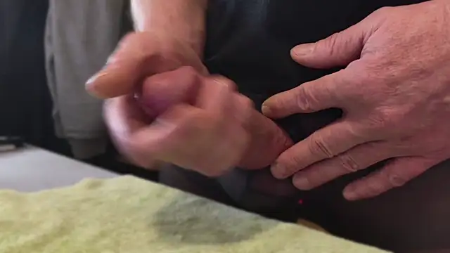 Snapshot of NylonHype chatting on February 2025 08:04:01 AM NylonHype online show from February 2025 08:04:01 AM