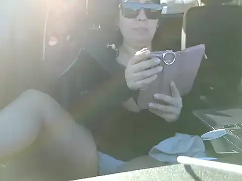 Snapshot of Foglove69 chatting on February 2026 10:00:02 PM Foglove69 online show from February 2026 10:00:02 PM