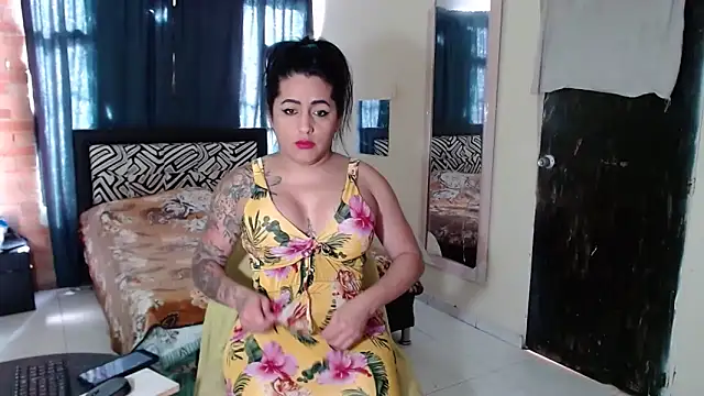 Sashaferrari2000 online show from March 2026 01:48:01 PM