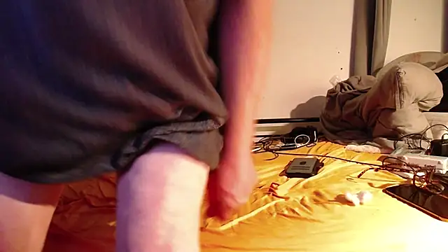 Vandrino online show from April 2026 03:33:02 AM