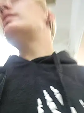 Snapshot of PinkTheHawk chatting on February 2025 11:16:01 PM PinkTheHawk online show from February 2025 11:16:01 PM