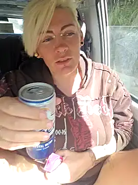 Snapshot of PinkTheHawk chatting on March 2025 02:51:01 AM PinkTheHawk online show from March 2025 02:51:01 AM