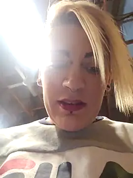 Snapshot of PinkTheHawk chatting on October 2025 03:04:02 AM PinkTheHawk online show from October 2025 03:04:02 AM