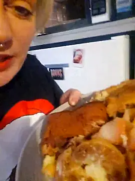 PinkTheHawk online show from November 2025 08:25:02 AM