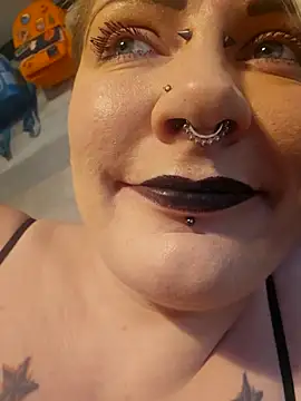 PinkTheHawk online show from February 2026 11:52:02 PM