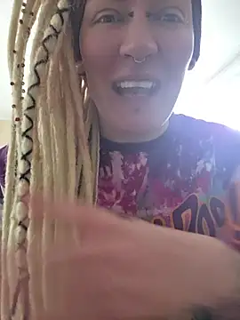 Snapshot of PinkTheHawk chatting on July 2026 11:52:02 PM PinkTheHawk online show from July 2026 11:52:02 PM