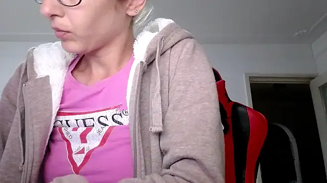 SexxyLety online show from September 2025 08:49:01 AM