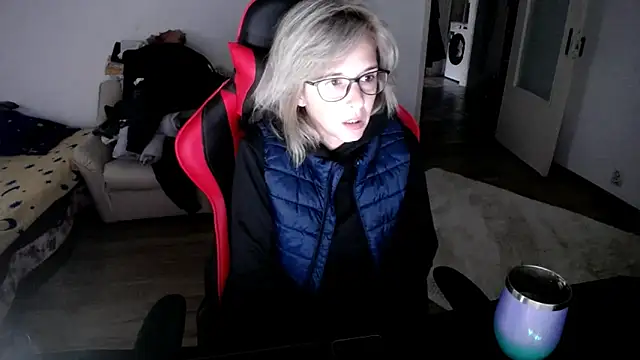 SexxyLety online show from October 2025 06:30:02 AM