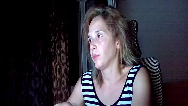 Snapshot of SexxyLety chatting on June 2026 07:53:02 PM SexxyLety online show from June 2026 07:53:02 PM