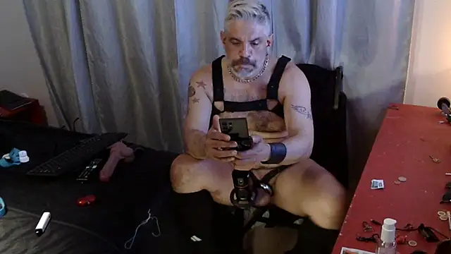 Snapshot of Bostophot73 chatting on March 2025 08:09:02 AM Bostophot73 online show from March 2025 08:09:02 AM