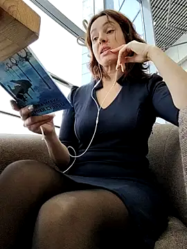 EvaXOAir online show from November 2025 04:13:01 AM