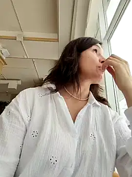 EvaXOAir online show from March 2026 05:25:01 AM