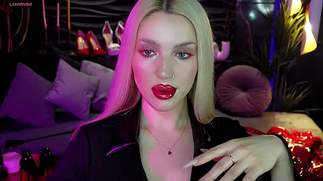 MistressDarsy online show from December 2024 01:11:02 PM