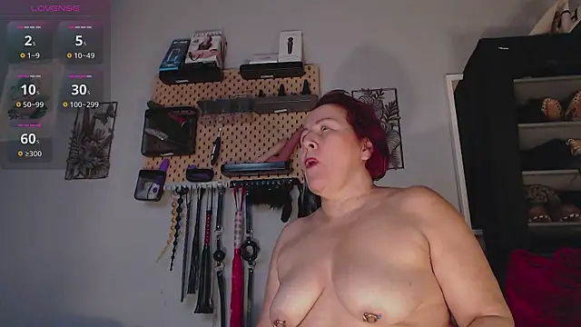 barbarah  online show from February 2025 08:10:01 PM