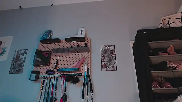 barbarah  online show from March 2025 10:24:01 AM