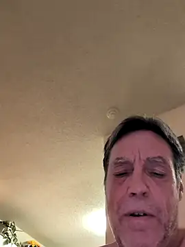 Snapshot of Smallpeniss69 chatting on February 2026 07:05:01 AM Smallpeniss69 online show from February 2026 07:05:01 AM