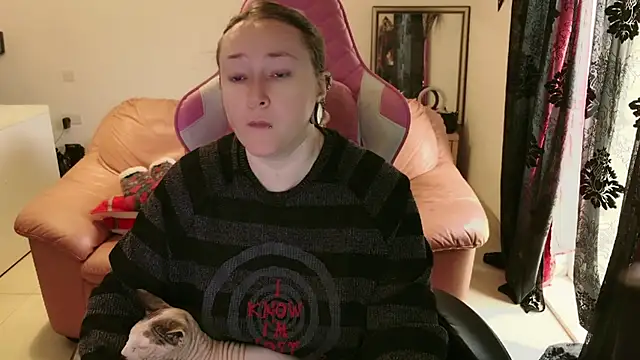 kisicaxx online show from February 2025 11:58:01 AM