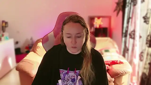 kisicaxx online show from March 2025 08:00:01 AM