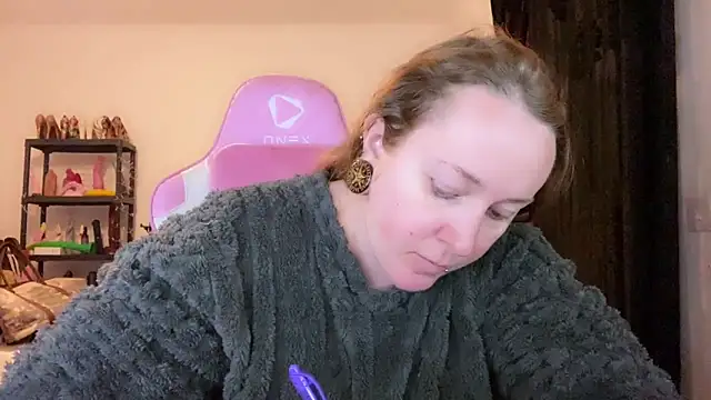 kisicaxx online show from March 2026 06:43:01 PM