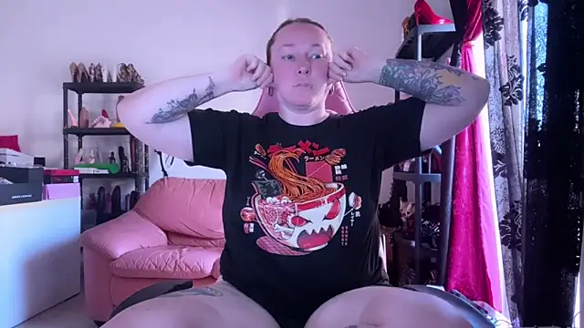 kisicaxx online show from May 2026 02:56:02 PM