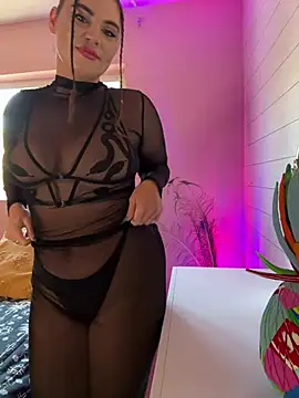 lovely beast online show from March 2025 04:18:02 PM