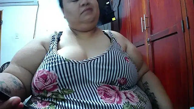 Snapshot of hotlesby4uxxx chatting on April 2026 02:08:01 PM hotlesby4uxxx online show from April 2026 02:08:01 PM