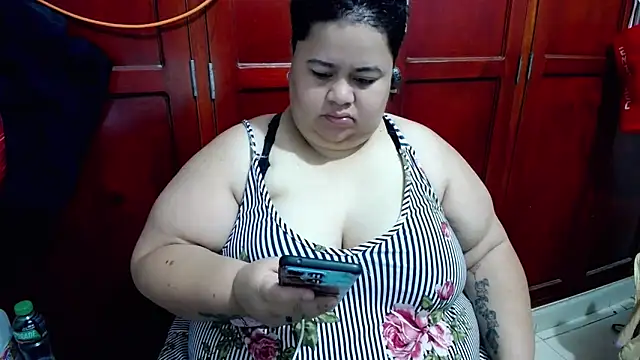 Snapshot of hotlesby4uxxx chatting on May 2026 01:40:01 PM hotlesby4uxxx online show from May 2026 01:40:01 PM
