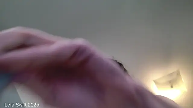 LeiaSwift online show from March 2025 09:29:01 PM