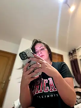 Snapshot of itsCassie chatting on October 2025 05:50:02 PM itsCassie online show from October 2025 05:50:02 PM