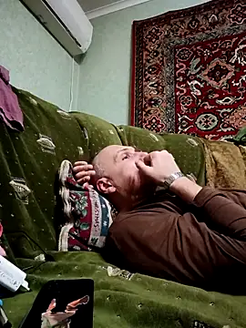 Snapshot of Sam_Colt chatting on December 2025 02:02:02 PM Sam Colt online show from December 2025 02:02:02 PM