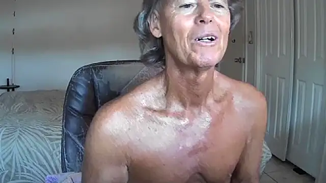 nakeedcowboi65 online show from June 2026 12:20:01 PM