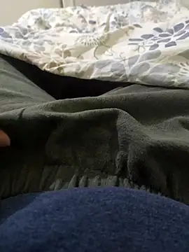 Snapshot of kayahan4 chatting on February 2025 09:28:01 PM kayahan4 online show from February 2025 09:28:01 PM