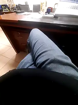 Snapshot of kayahan4 chatting on December 2025 03:39:02 PM kayahan4 online show from December 2025 03:39:02 PM