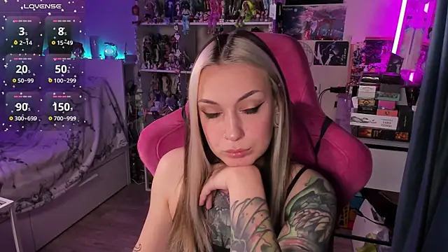 ChloeKohaku online show from November 2025 03:17:02 AM