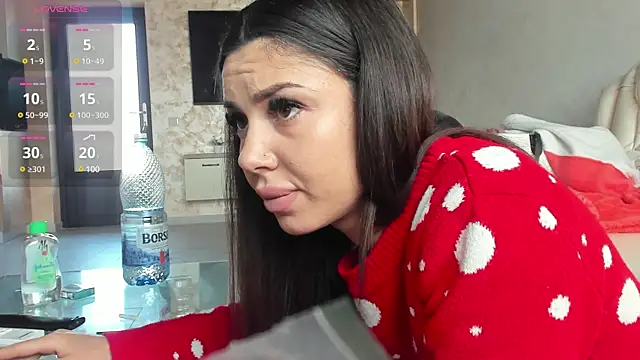 Snapshot of AmiraRosse chatting on March 2025 07:53:01 AM AmiraRosse online show from March 2025 07:53:01 AM