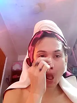 QueenSoreal online show from March 2025 07:28:02 PM