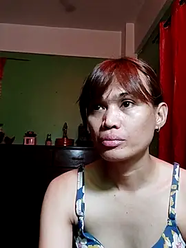 QueenSoreal online show from September 2025 04:40:02 PM